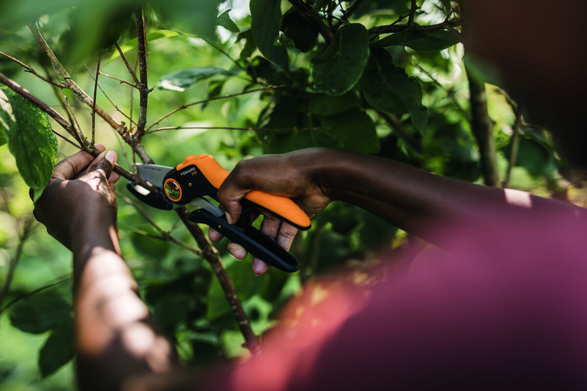 Red Dot Design Award: FISKARS® Garden Snips FISKARS® Gartenscheren